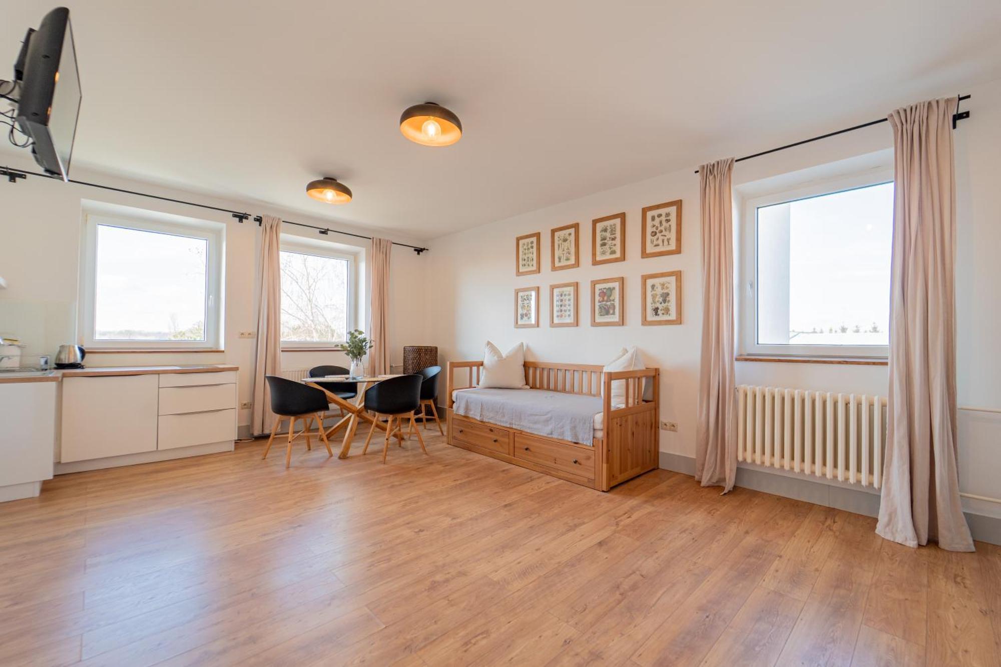 Penzionzemianskydvor Surovce Extérieur photo