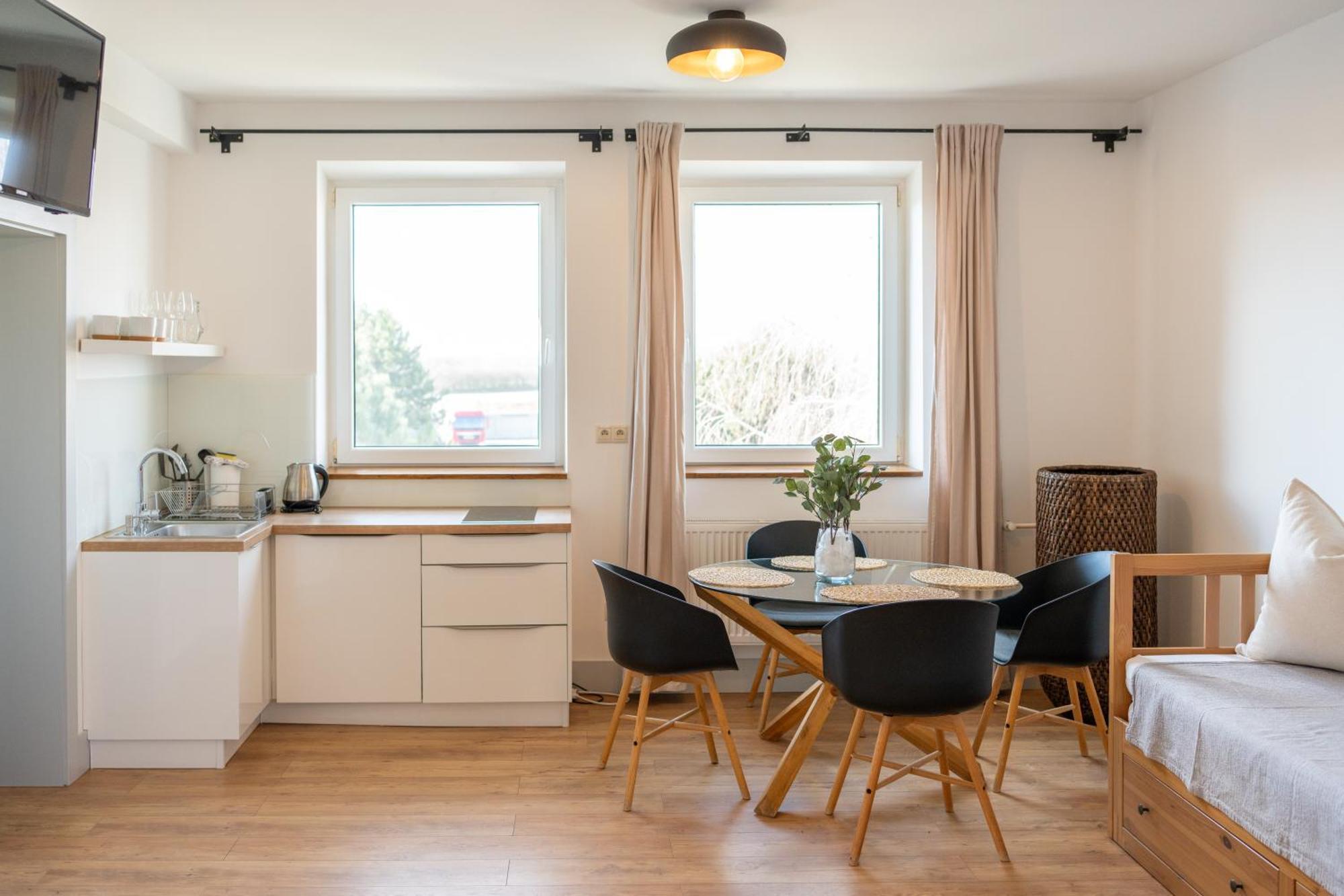Penzionzemianskydvor Surovce Extérieur photo